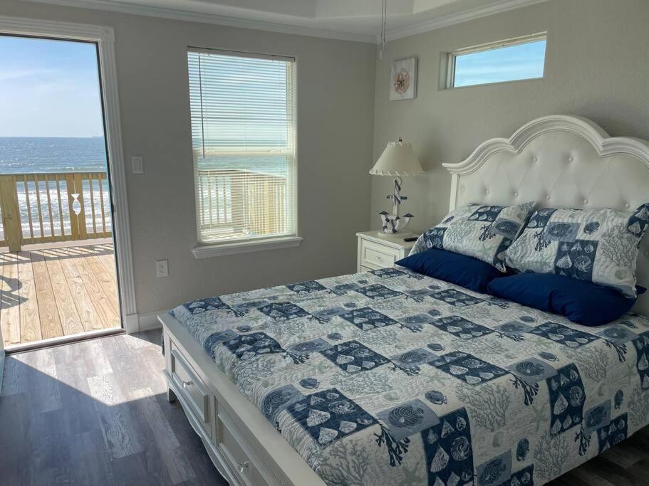 Surfside Beachfront Luxe Экстерьер фото
